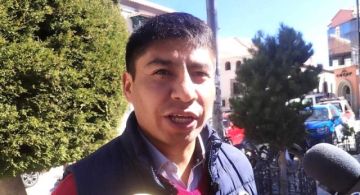 Denuncian desmantelamiento de vehículos en la ruta al Kari Kari