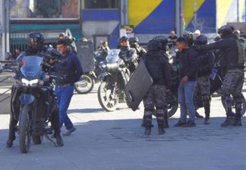 La Paz: Marcha deja al menos 20 arrestados y provoca colapso en el teleférico