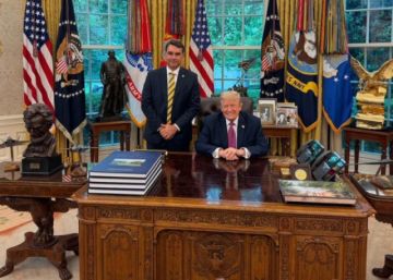 Trump recibe a Flávio Bolsonaro en la Casa Blanca para respaldar su candidatura