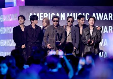 El K-pop triunfa en los AMAs 2026 con BTS, KATSEYE y HUNTR/X