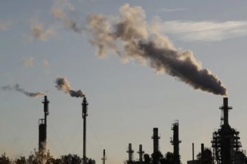 El petróleo de Texas cae un 5,38 % en la apertura, hasta 88,84 dólares