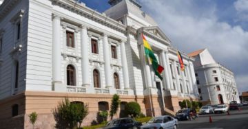 TSJ ordena revisar detenciones preventivas y priorizar medidas