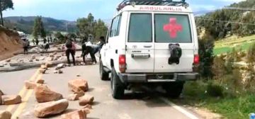 Bloqueadores permitirán el paso de ambulancias en Potosí, afirma el director del Sedes