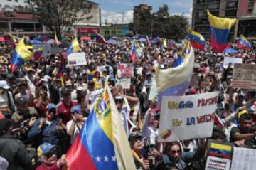 Venezolanos se movilizan por comicios presidenciales