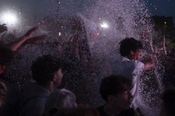 Paris: Al menos 79 detenciones y un policía herido por los festejos del PSG