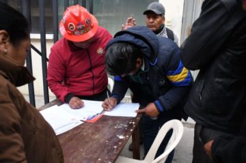 La COB decide no asistir al diálogo con el Gobierno y continúa con los bloqueos
