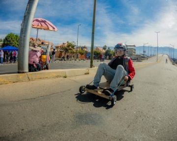 A pesar de la crisis en el país Cochabamba celebra el Día del Peatón 