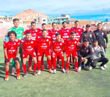 El plantel de Deportivo Mineros Potosí.