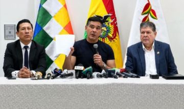 Gobierno anuncia reunión para el abastecimiento de combustibles y alimentos en La Paz