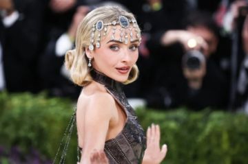 Sabrina Carpenter solicita una orden de alejamiento contra un presunto acosador