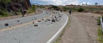 En la vía a Villazón, se levantan los bloqueos