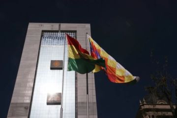 Plantean en Bolivia adelantar un referéndum revocatorio para decidir la continuidad de Rodrigo Paz