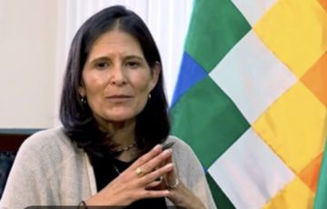 Renuncia la ministra de Educación, Beatriz García