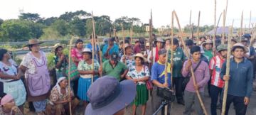 Se mantienen más de 100 puntos de bloqueo por segundo día consecutivo en Bolivia