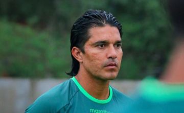 Marcelo Martins confirma que vuelve a dejar el fútbol