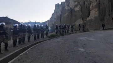 Desbloquean la ruta Río Abajo-La Paz en operativo de militares y policías