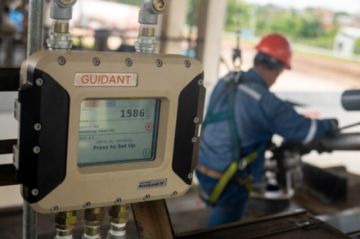 YPFB afirma que fortalece controles y certifica la calidad de la gasolina