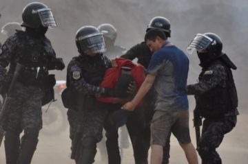 Desbloqueos en Cochabamba dejan más de 50 aprehendidos tras operativos policiales