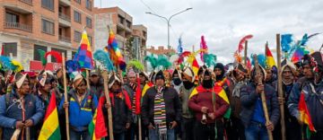 Policía recomienda evitar circular por el centro paceño este miércoles por marchas