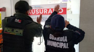 El Alto: Hallan más de una docena de cueros de vaca en contenedores