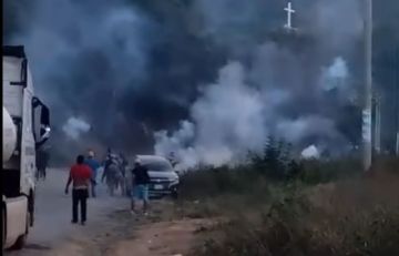 Pobladores intentan desbloquear en Caranavi, pero chocan con movilizados 