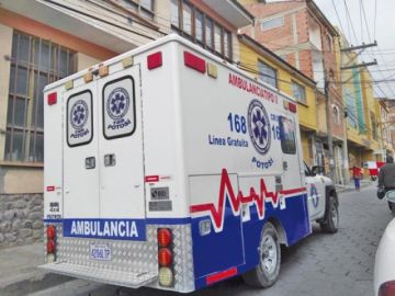 Trasladan a paciente pediátrico de Uyuni a La Paz