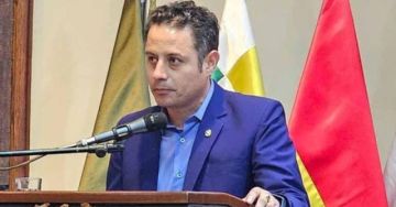Edmand Lara pide diálogo sincero y resultados concretos en reunión con la COB