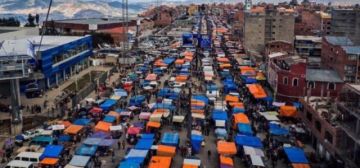 La Paz y El Alto registran una mayor oferta en la feria 16 de Julio y abastecimiento de frutas