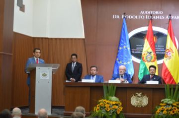 Gobierno impulsa la actualización del protocolo para proteger a víctimas bolivianas de trata