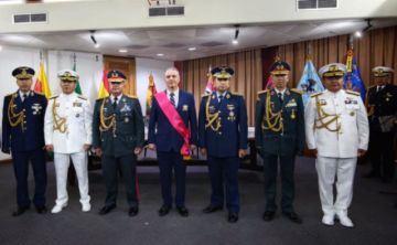 Formalizan la designación del Alto Mando Militar