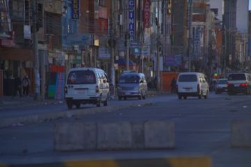 Se restablece la circulación en el puente de Río Seco en El Alto, tras el Estado de excepción