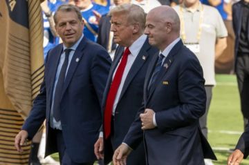 Trump asistirá a la final del Mundial de fútbol y entregará el trofeo junto a Infantino