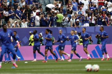 Un DT del Mundial abandona temporalmente a su selección por el fallecimiento de su madre