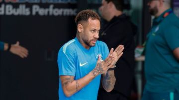 Brasil se juega el liderato ante Escocia sin Raphinha