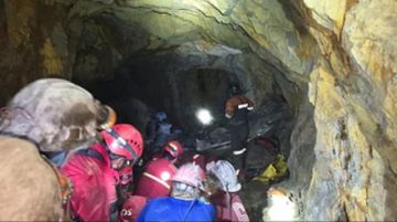 Rescates en interior mina demanda trabajo de hasta cinco horas para los bomberos en Potosí