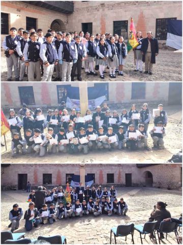 Alumnos presentan libro con sus poemas inéditos