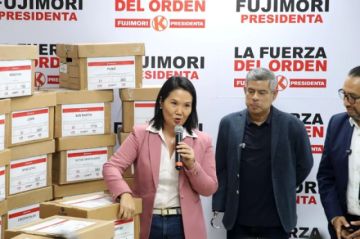 Fujimori supera los 48.000 votos de ventaja con 99.976 % de conteo de elecciones en Perú