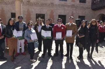 Colegio Fray Vicente Bernedo es el ganador del IX Cuenta Leyendas