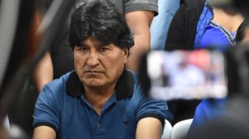 Evo Morales dice que desconocía que ponchos rojos estaban armados