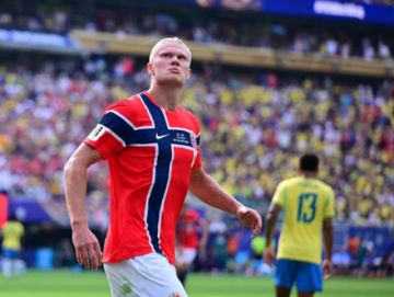 Haaland firma doblete y con 7 goles alcanza en la cima a Messi y Mbappé