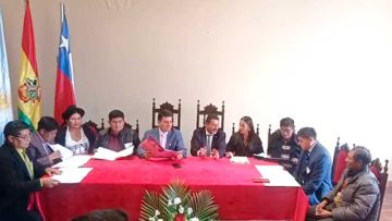 Los representantes municipales formaron el convenio para impulsar el corredor bioceánico central-sud.