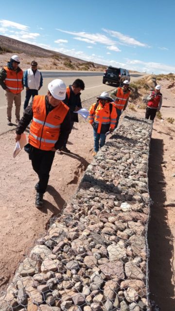 La Administradora Boliviana de Carreteras (ABC)  informó la empresa de conservación, supervisión y la comisión correspondiente, realiza la Recepción Definitiva de la conservación d