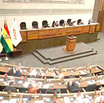 Legislativo entra en receso y deja en la “congeladora” el PGE 2026