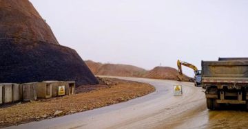 ABC emite alerta por derrame de aceite en la vía Oruro–Cochabamba