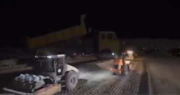 Gobernación de Potosí habilita frente nocturno de trabajo en las obras del aeropuerto 