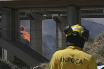 España: 12 personas fallecidas y 24 desaparecidos en incendio de Almeria