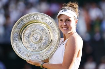 Linda Noskova se corona en Wimbledon