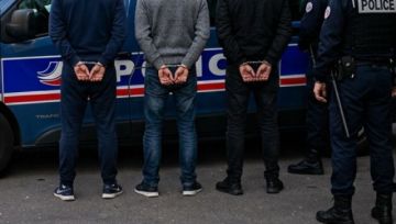 Francia: Detienen dos bolivianos y un brasilero transportando una tonelada de cocaína 