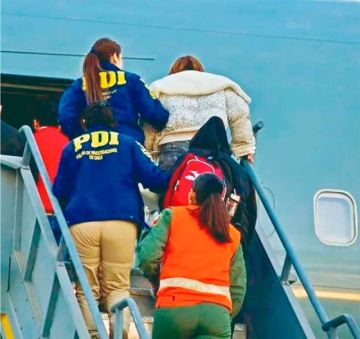 Chile expulsa en avión  a 40 extranjeros entre  ellos a 12 bolivianos