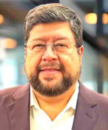 Presidente Paz acelera acuerdos  para sus reformas estructurales